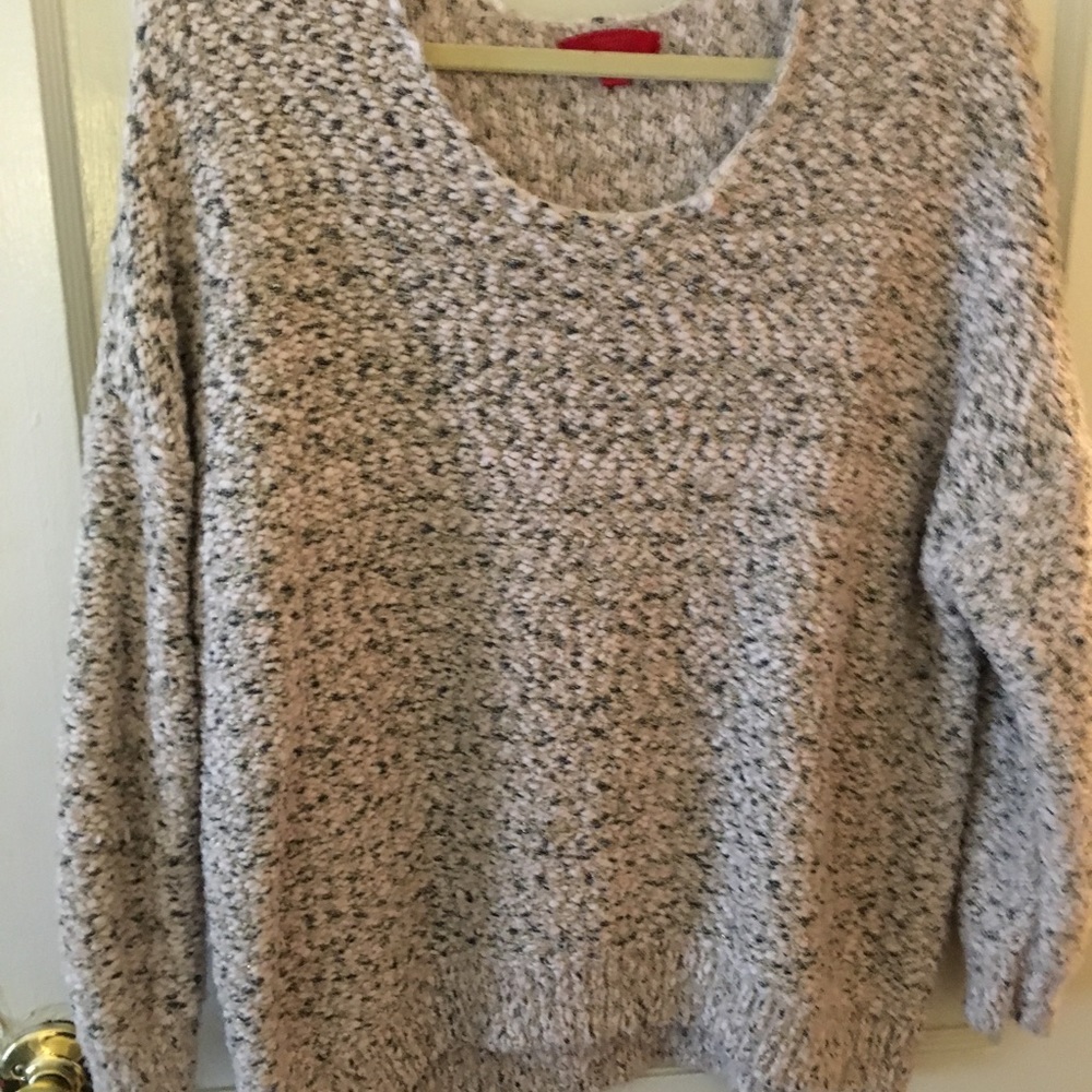 Jennifer Lopez sweater